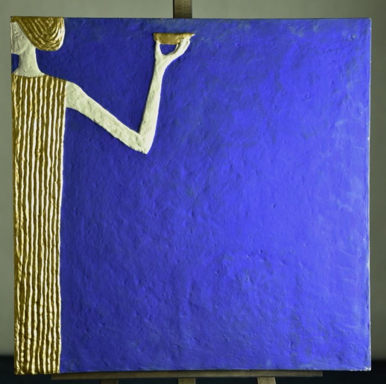 Velký cementový reliéf Žena z Chalkidy v rozměru 62,5 x 63 cm vznikl v květnu roku 1985 v rámci cyklu Ifigenie (hlavní postavy), kam patří i velký cementový reliéf Achilles, které spolu tvoří působivou dvojici.