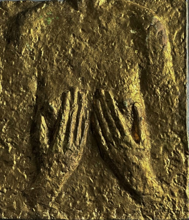 Reliéf.